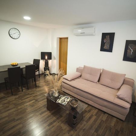 Apartments Dijana 자그레브 외부 사진
