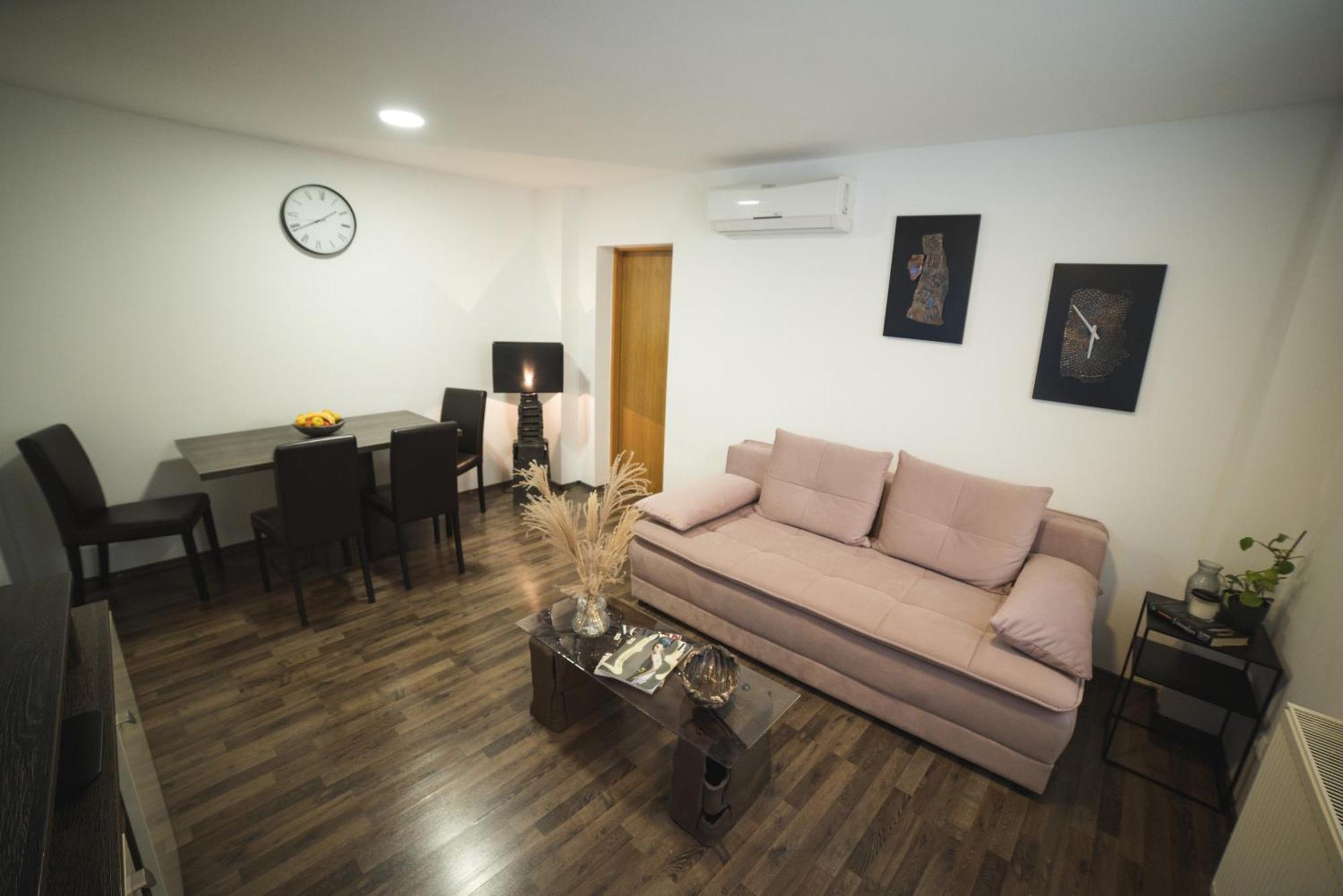 Apartments Dijana 자그레브 외부 사진